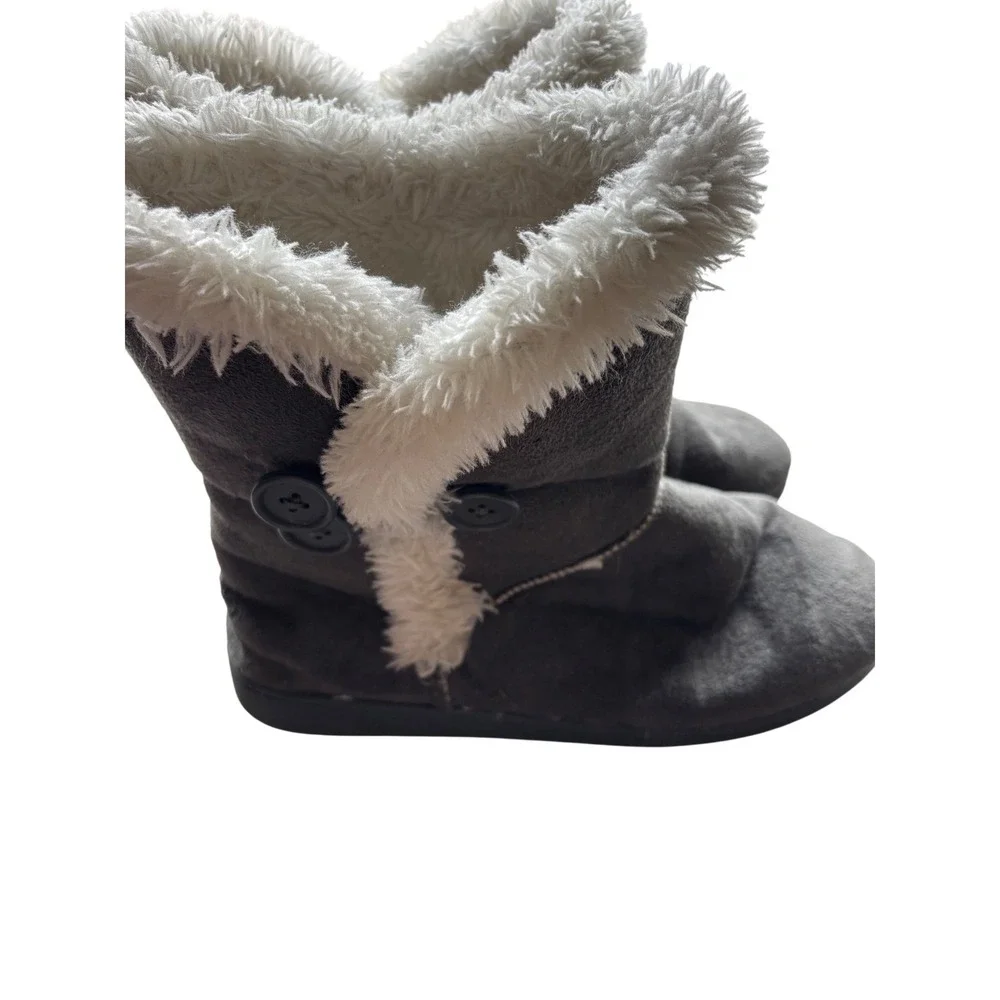 DAWGS Womens 10 Gray Fleece Lined MidCalf Boots Faux Fur Trim 3 Button Cozy Cold